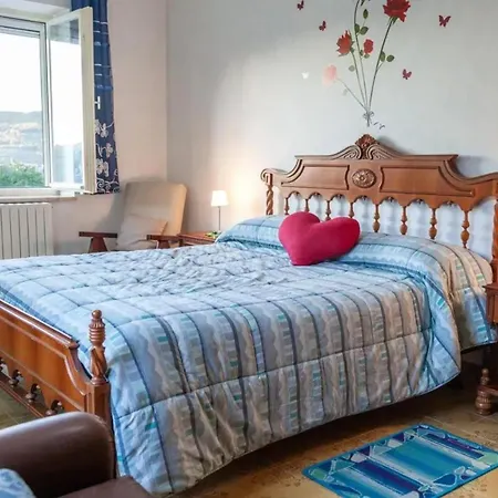Holiday home Charming House In With Mountain View *