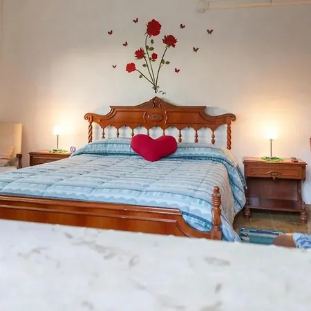 Charming House In With Mountain View * Laurino
