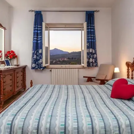 Charming House In With Mountain View * Laurino